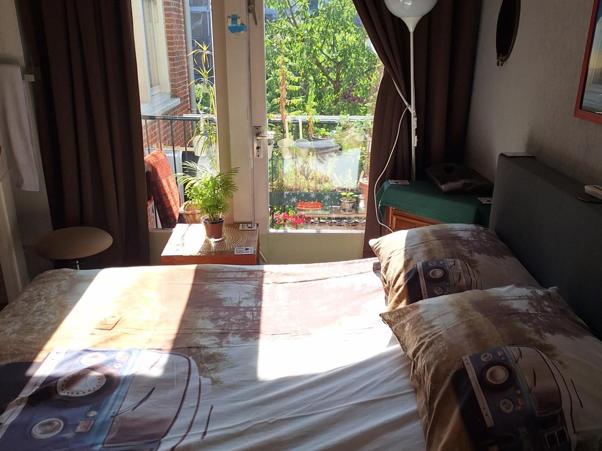 Homey Budget Bedroom Amsterdam Eksteriør billede